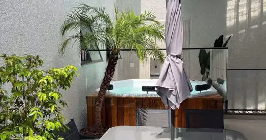 Linda casa bem localizada! com 4 quartos, 1 suíte e 4 vagas.