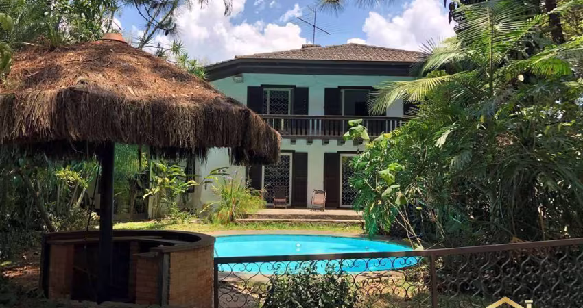 Casa Rústica, 2.400m² de terreno, 2 piscinas, 3 Sts - Carapicuíba - SP.