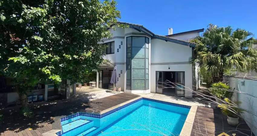 Casa em cond. 399m² com 5 quartos, 5 suítes e 5 banheiros, alphaville - sp.