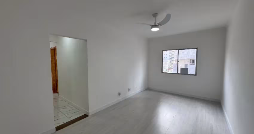 Apartamento 2 dormitórios 1 vaga de garagem vila tupi lado praia
