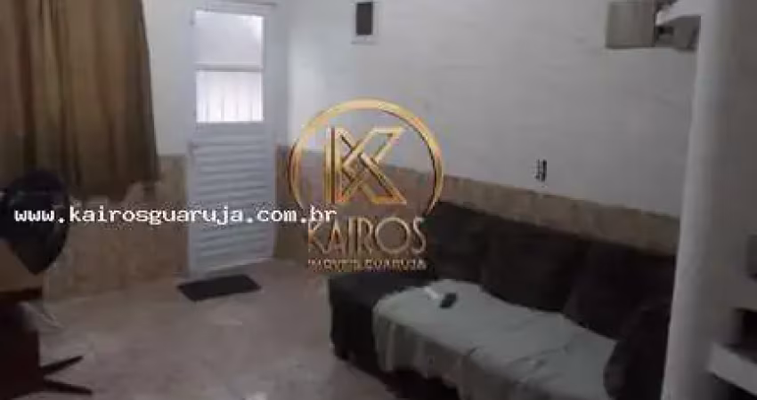 Sobrado para Venda em Santos, Chico de Paula, 2 dormitórios, 2 banheiros, 1 vaga