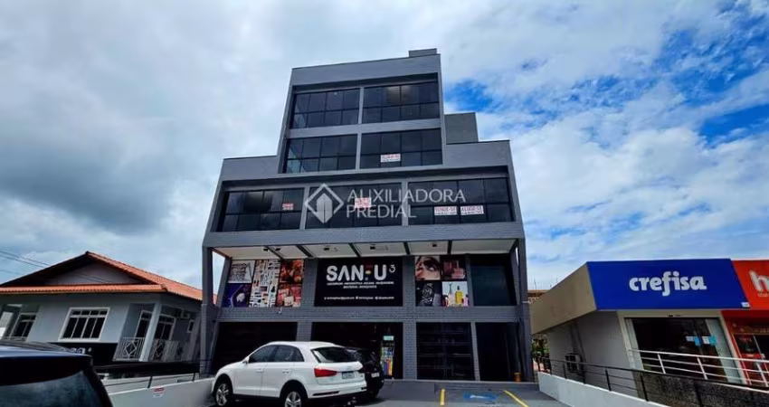 Sala comercial para alugar na Rodovia Armando Calil Bulos, 5951, Ingleses do Rio Vermelho, Florianópolis