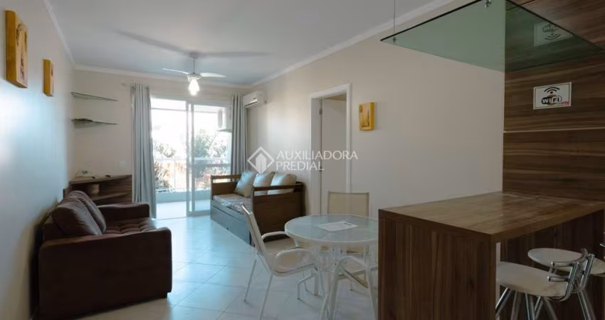 Apartamento com 2 quartos para alugar na Rua Waldemiro José Carlson, 51, Canasvieiras, Florianópolis
