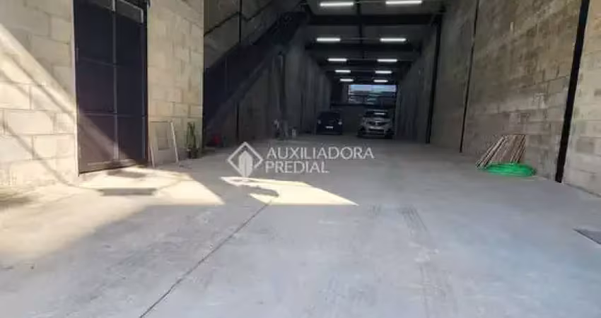 Barracão / Galpão / Depósito para alugar na São Francisco, 606, Santo Antônio, São Caetano do Sul