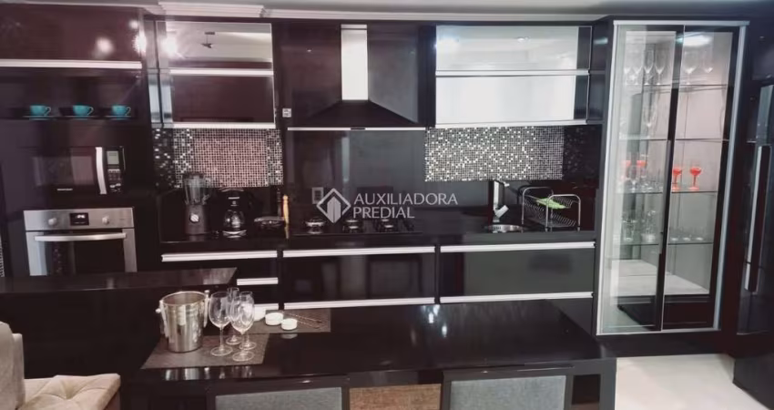 Apartamento com 3 quartos para alugar na Rua Maria das Dores Santos Müller, 166, Praia Brava, Itajaí
