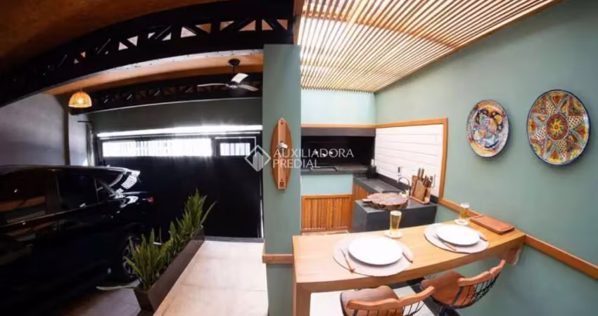 Apartamento com 2 quartos para alugar na Rua Carlos Drummond de Andrade, 165, Praia dos Amores, Balneário Camboriú