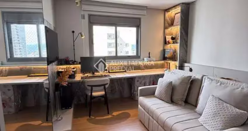 Apartamento com 3 quartos para alugar na Rua 500, 250, Centro, Balneário Camboriú