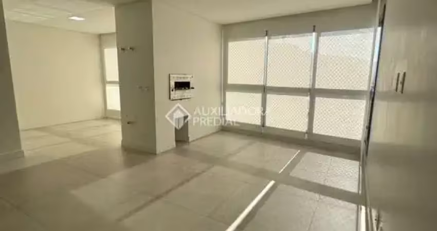 Apartamento com 3 quartos para alugar na Rua 500, 250, Centro, Balneário Camboriú