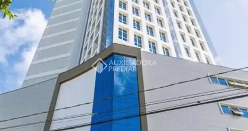 Sala comercial para alugar na Rua Miguel Matte, 687, Pioneiros, Balneário Camboriú