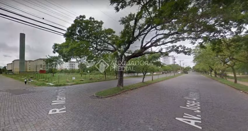 Terreno comercial para alugar na Avenida José Aloísio Filho, 531, Humaitá, Porto Alegre
