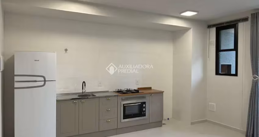 Apartamento com 2 quartos para alugar na Rua São Benedito, 1090, Serraria, São José