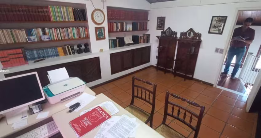 Casa para Venda em Salvador, Itaigara, 3 dormitórios, 1 suíte, 3 banheiros, 2 vagas