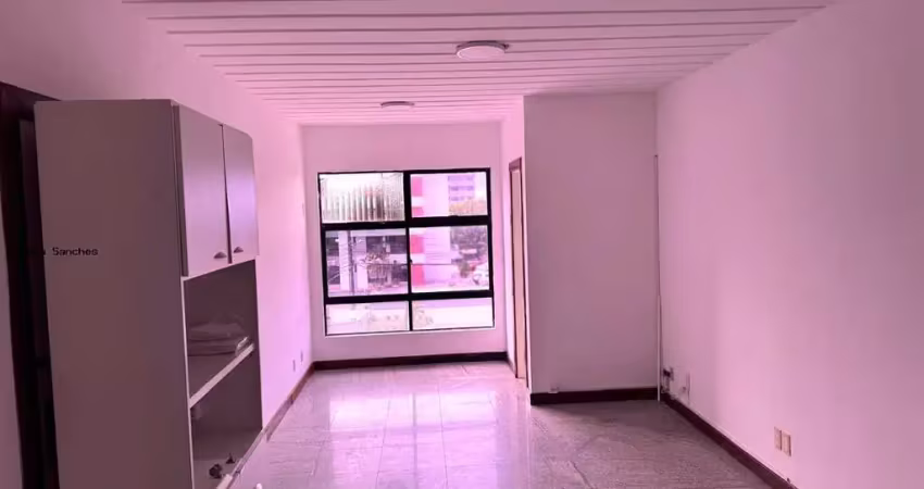 Sala comercial para venda em lauro de freitas, centro, 1 banheiro, 1 vaga