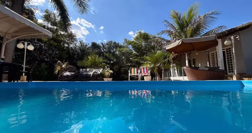 Casa a venda condominio fechado, sentido serra do cipo, mg010, km55