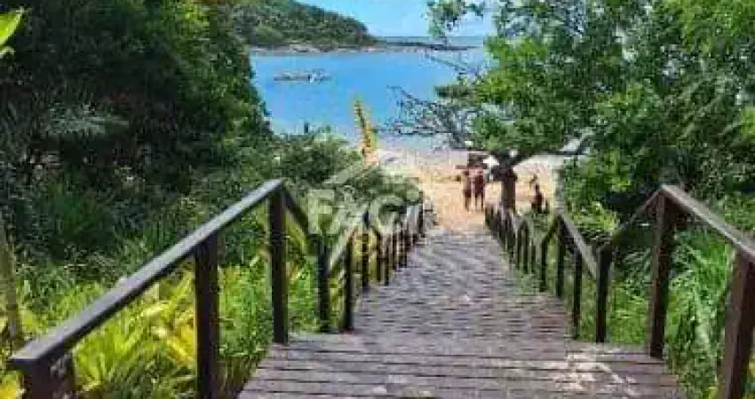 Viva o melhor de guarapari – casa duplex mobiliada na enseada azul