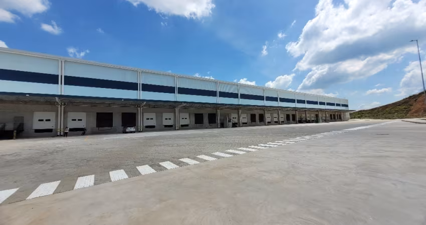 Galpão Novo, com possibilidade de aumento de área (ABL)