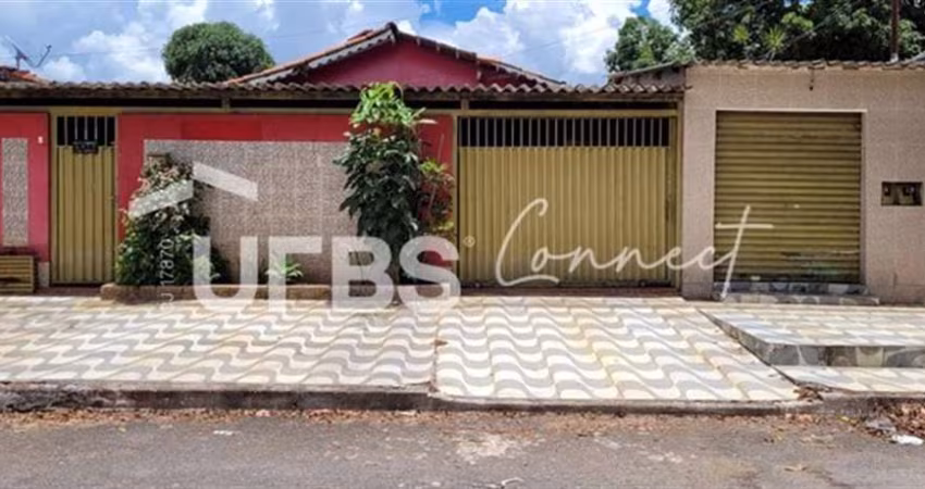 CASA SETOR RIO FORMOSO COM TERRENO AMPLO
