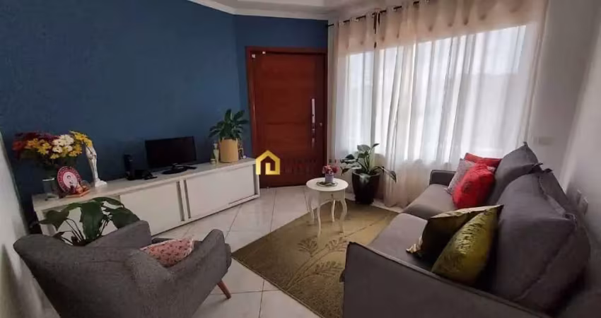 Casa assobradada à venda no  Parque Esmeralda.