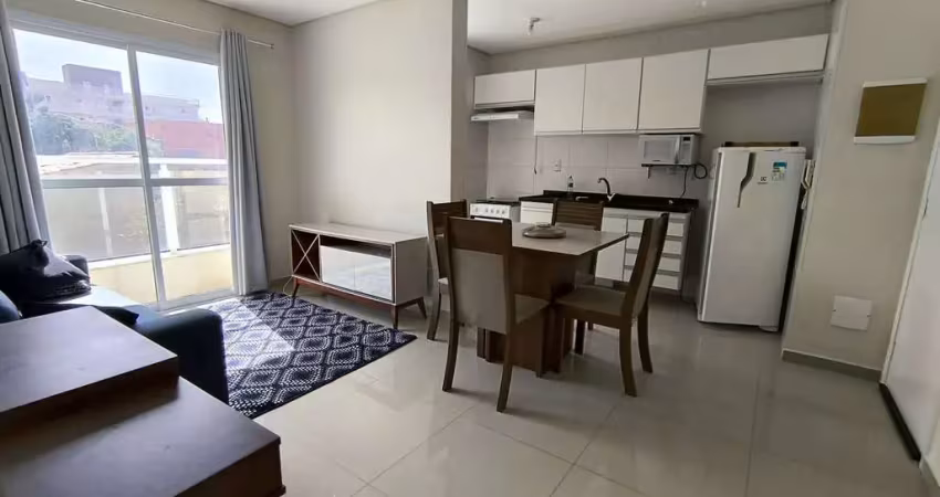 Ed. cancún - apartamento com elevador, 63m² com duas vagas de garagem cobertas