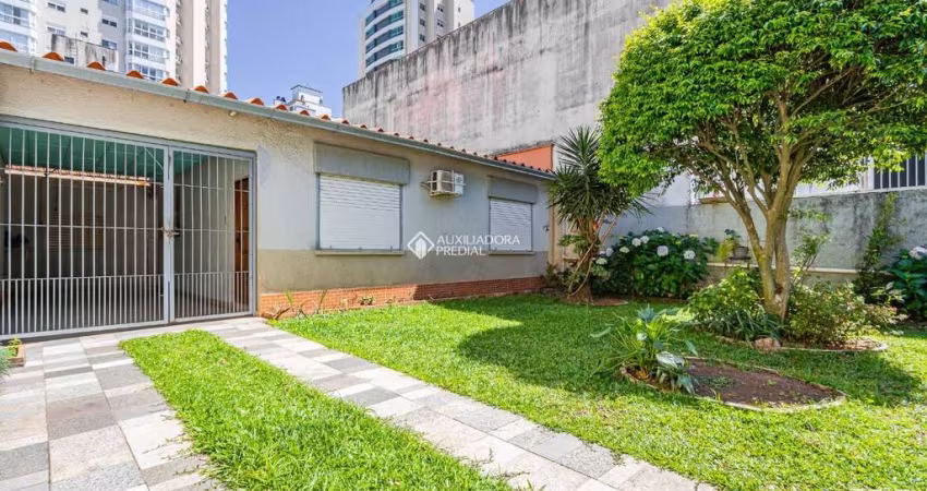Casa comercial para alugar na Rua Doutor Barcelos, 281, Centro, Canoas