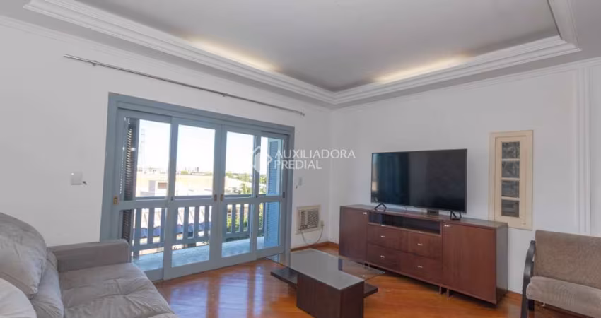 Casa comercial para alugar na Rua Argentina, 284, São José, Canoas