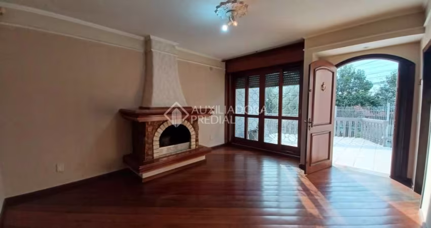 Casa com 4 quartos para alugar na Rua Tietê, 375, Igara, Canoas