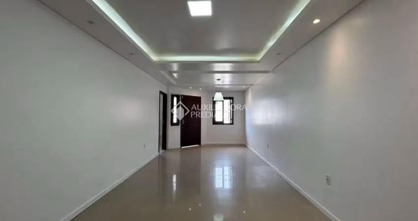 Casa com 3 quartos para alugar na Rua da Erva Mate, 470, Igara, Canoas