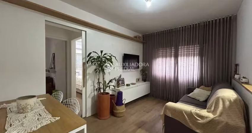 Apartamento com 2 quartos para alugar na Avenida Inconfidência, 1357, Marechal Rondon, Canoas