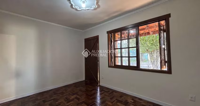 Casa com 2 quartos para alugar na Rua das Araucárias, 940, Harmonia, Canoas