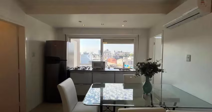 Apartamento com 3 quartos para alugar na Avenida Guilherme Schell, 5448, Centro, Canoas
