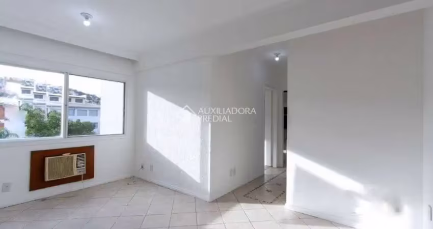 Apartamento com 2 quartos para alugar na Avenida da Cavalhada, 2356, Cavalhada, Porto Alegre