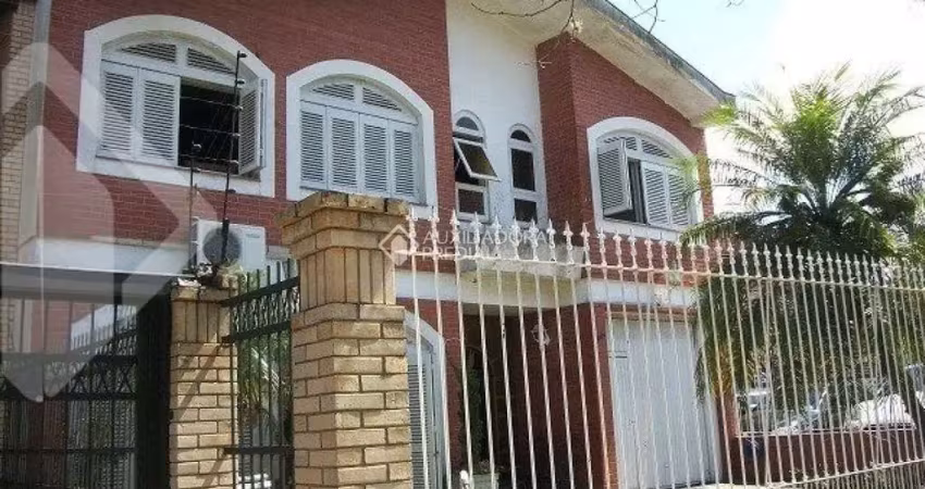 Casa em condomínio fechado com 4 quartos para alugar na Rua Vicente Failace, 466, Tristeza, Porto Alegre