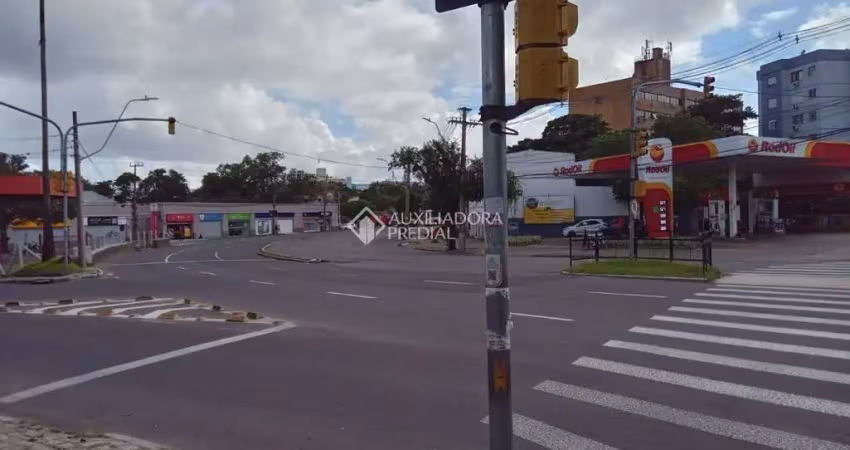 Casa comercial para alugar na Avenida da Cavalhada, 2479, Cavalhada, Porto Alegre