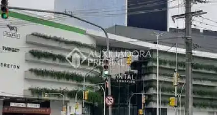 Sala comercial para alugar na Avenida Padre Cacique, 2893, Praia de Belas, Porto Alegre
