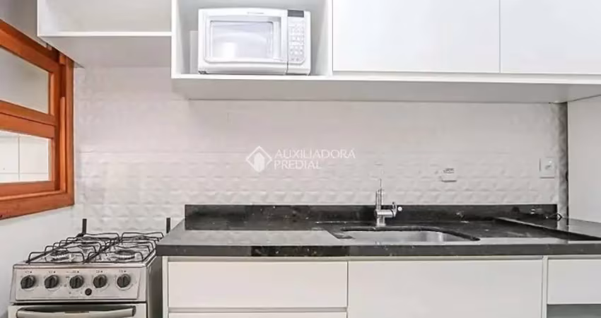 Apartamento com 2 quartos para alugar na Avenida Mariland, 1701, Auxiliadora, Porto Alegre