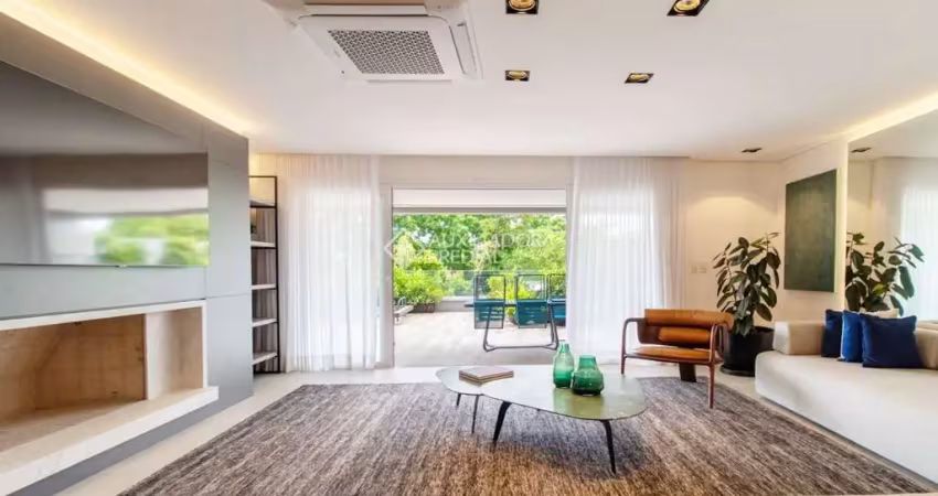 Apartamento com 3 quartos para alugar na Rua Padre João Batista Reus, 173, Vila Conceição, Porto Alegre