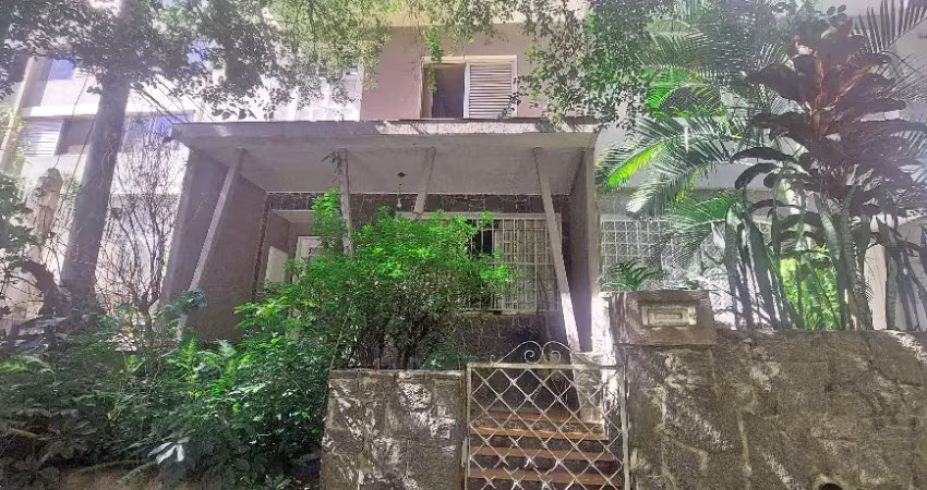Oportunidade! casa com 3 dormitórios, 2 vagas totalmente reformada