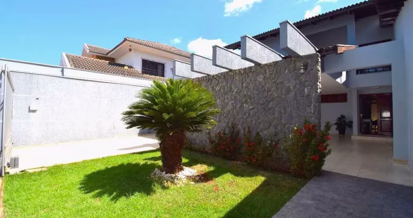 Sobrado em área bem situada, residencial, de alto padrão. uma excelente escolha para quem valoriza qualidade de vida, segurança e conforto.
