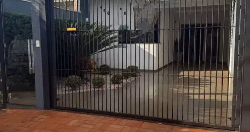 Casa com 3 quartos à venda na Rua Ivaldo Borges Horta, Jardim Licce, Maringá