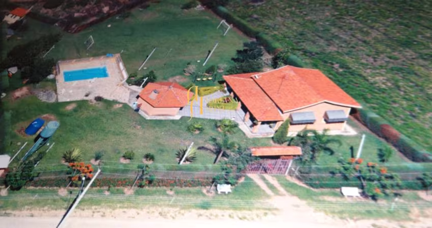 Chácara com 3 dormitórios à venda, 110 m² por R$ 1.600.000,00 - Condomínio Jardim dos Laranjais - Indaiatuba/SP