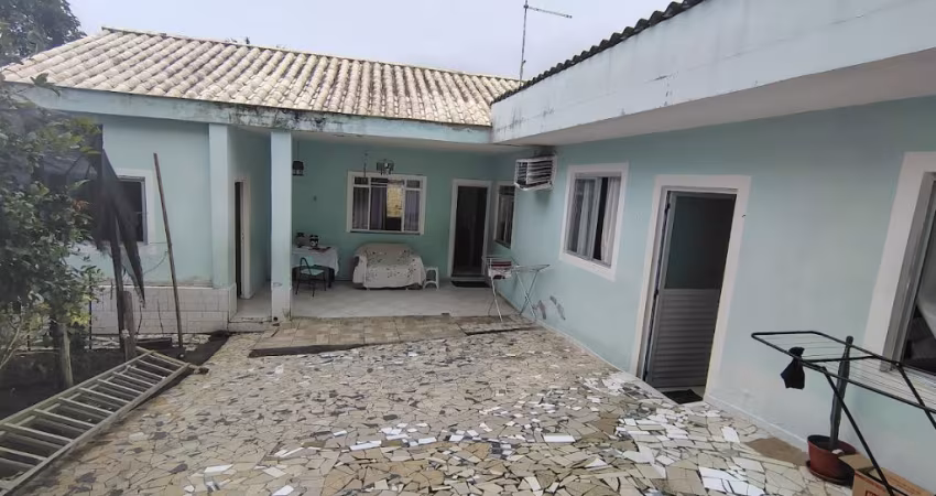 Casa /Prédio residencial e comercial