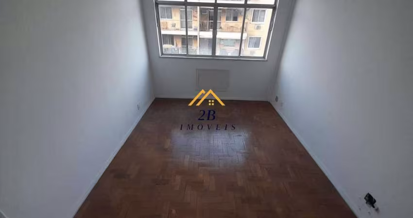 Apartamento em Vila Isabel com 2 quartos em rua silenciosa.