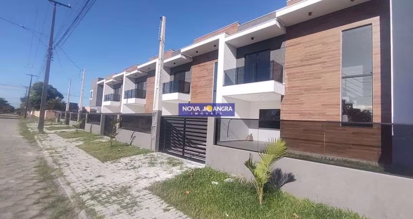 Sobrados Novos no Centro do Balneário Praia de Leste