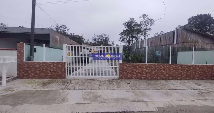 Residencia em alvenaria com aproximadamente 66m² de construção