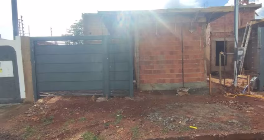 Casa para Venda em Campo Grande, SANTO AMARO, 2 dormitórios, 1 suíte, 2 banheiros, 1 vaga