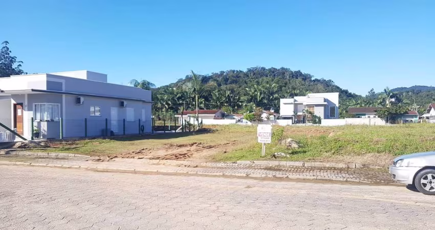 Terreno no centro de Guabiruba plano, pronto para construir com 375 m²