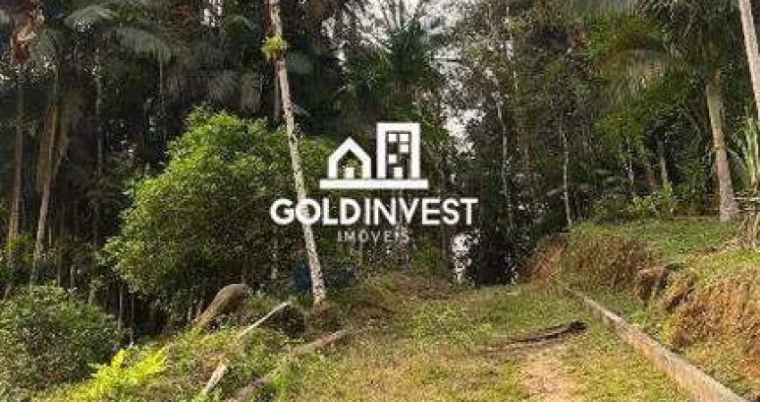 Terreno de 930m2 no bairro São Pedro, apenas 7 minutos do centro! Escriturado