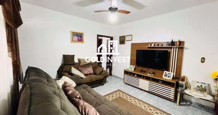Casa com 4 quartos e amplo espaço de terreno localizada no bairro limoeiro/itajai