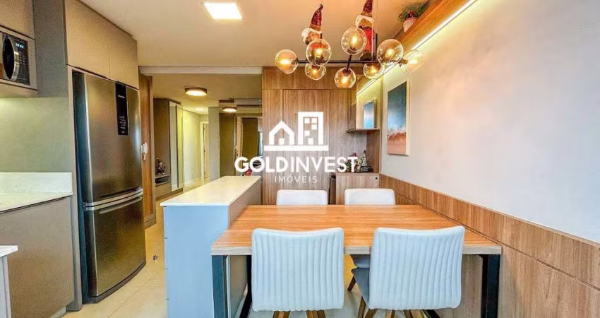 Apartamento 2 suítes mobiliado e equipado próximo ao mar