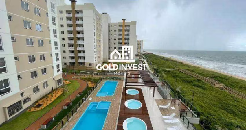 Apartamento em condomínio frente mar com lazer completo